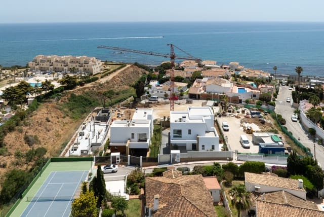 4 bedroom Villa for sale in Marbella with pool garage - € 1,675,000 (Ref: 9616437)