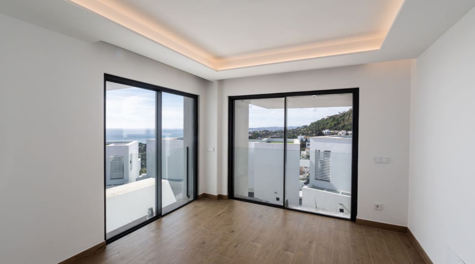 4 slaapkamer Villa te koop in Marbella met zwembad garage - € 2.100.000 (Ref: 9616438)