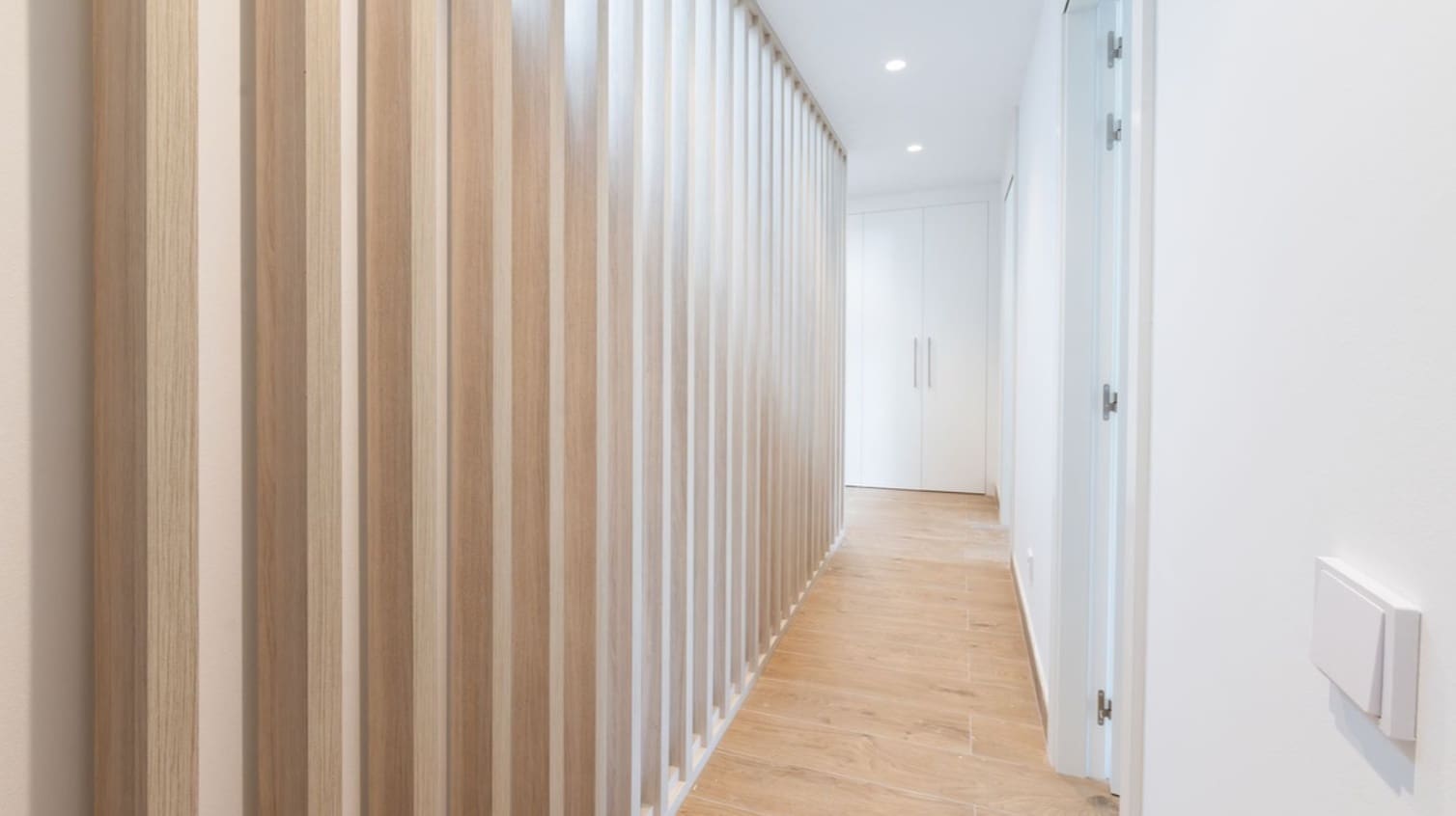 4 slaapkamer Villa te koop in Marbella met zwembad garage - € 2.100.000 (Ref: 9616438)