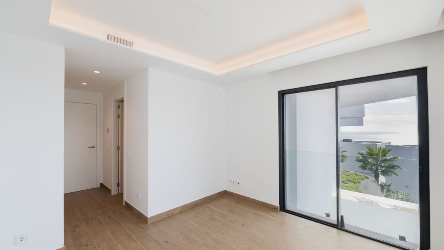 4 slaapkamer Villa te koop in Marbella met zwembad garage - € 2.100.000 (Ref: 9616438)