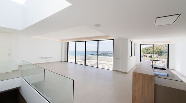 4 Zimmer Villa zu verkaufen in Marbella mit Pool Garage - 1.899.000 € (Ref: 9616438)