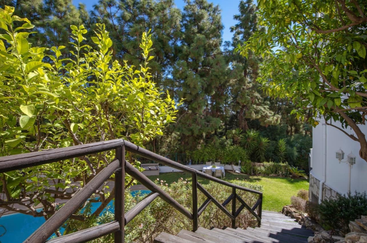 2 makuuhuone Omakotitalo myytävänä paikassa Marbella mukana uima-altaan - 432 500 € (Ref: 9616441)