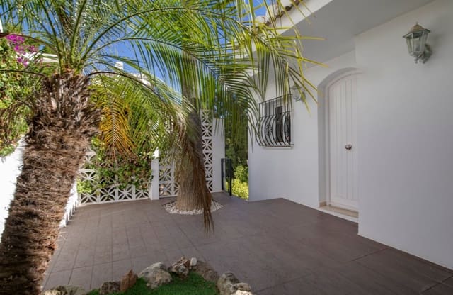 2 Zimmer Haus zu verkaufen in Marbella mit Pool - 432.500 € (Ref: 9616441)