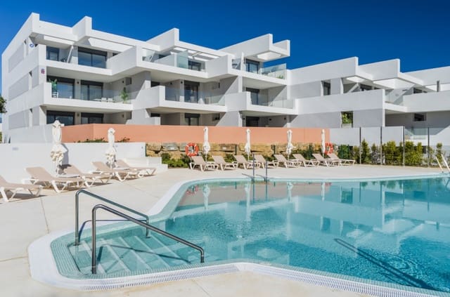3 slaapkamer Penthouse te koop in La Duquesa / Puerto de la Duquesa, Manilva met zwembad garage - € 695.000 (Ref: 9616442)