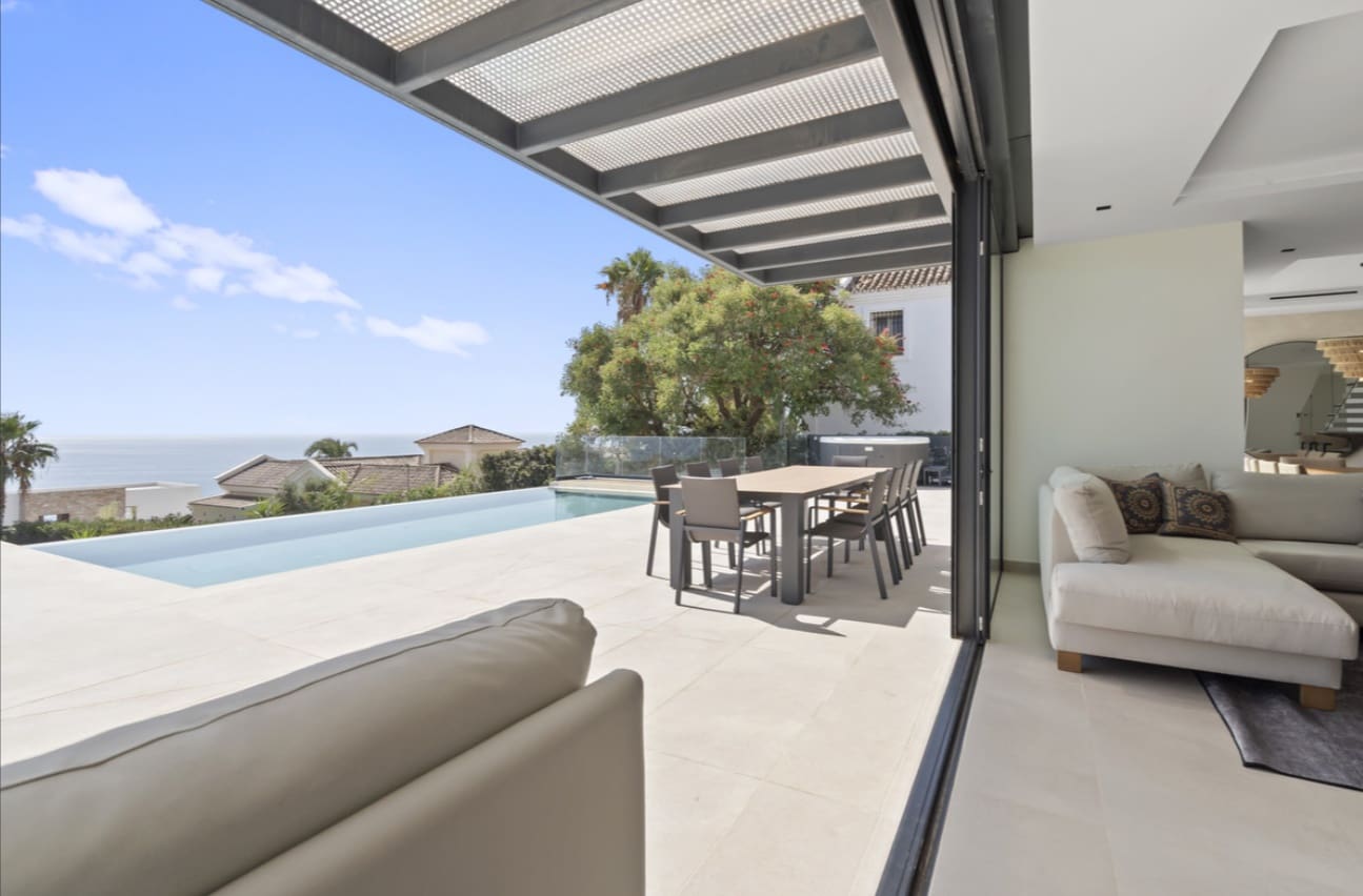 4 slaapkamer Villa te koop in Sotogrande met zwembad garage - € 2.495.000 (Ref: 9616452)