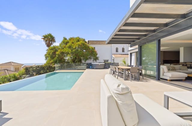 4 chambre Villa/Maison à vendre à Sotogrande, San Roque avec piscine garage - 2 495 000 € (Ref: 9616452)