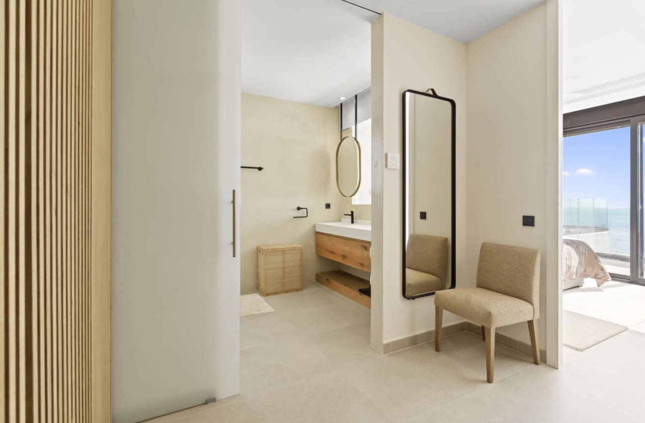 4 slaapkamer Villa te koop in Sotogrande met zwembad garage - € 2.495.000 (Ref: 9616452)