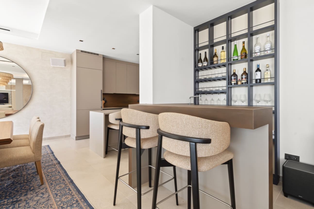 4 slaapkamer Villa te koop in Sotogrande met zwembad garage - € 2.495.000 (Ref: 9616452)