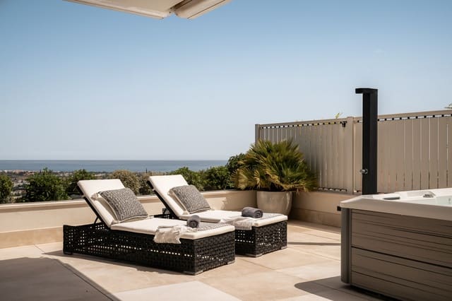 3 soveværelse Lejlighed til salg i Marbella - € 2.295.000 (Ref: 9616455)