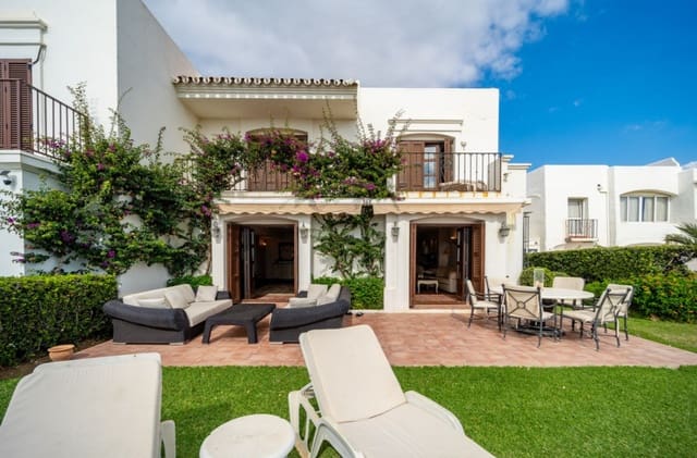 5 Zimmer Villa zu verkaufen in Marbella mit Pool Garage - 1.300.000 € (Ref: 9616456)