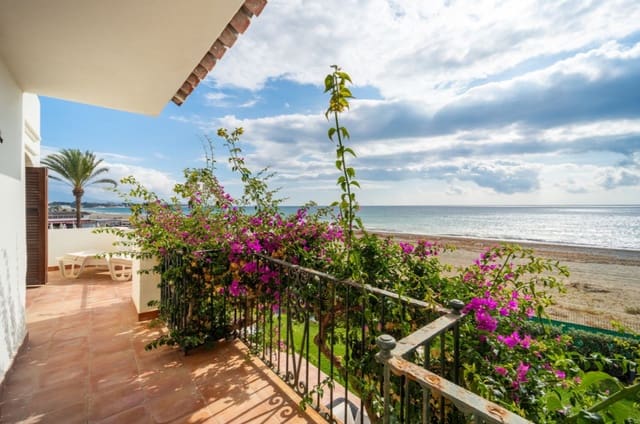 5 Zimmer Villa zu verkaufen in Marbella mit Pool Garage - 1.300.000 € (Ref: 9616456)