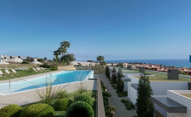 3 bedroom Townhouse for sale in Estepona with pool garage - € 470,000 (Ref: 9616462)