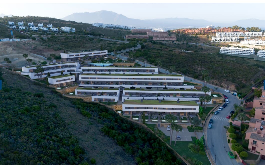 3 soverom Hus til salgs i Estepona med svømmebasseng garasje - € 470 000 (Ref: 9616462)