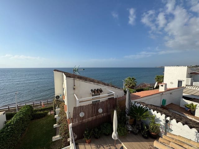3 bedroom Townhouse for sale in New Golden Mile, Estepona - € 849,000 (Ref: 9616465)