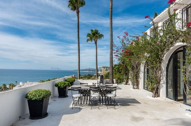 3 soveværelse Villa til salg i Punta de la Chullera, Manilva med swimmingpool garage - € 1.495.000 (Ref: 9616467)