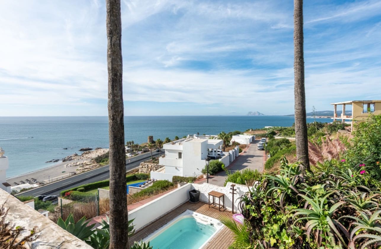 3 soveværelse Villa til salg i Punta de la Chullera med swimmingpool garage - € 1.495.000 (Ref: 9616467)