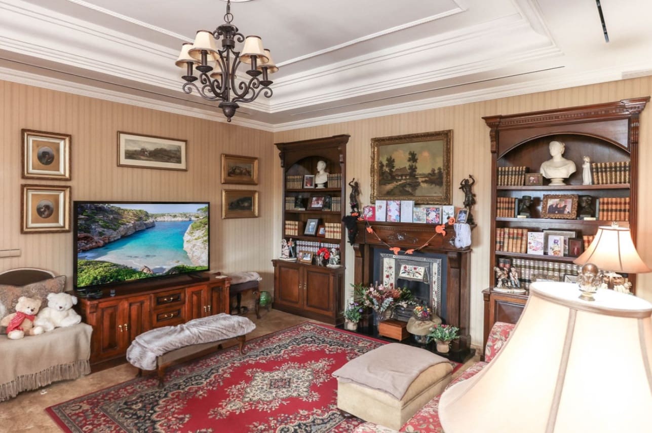 5 Zimmer Villa zu verkaufen in Monda mit Pool Garage - 899.000 € (Ref: 9616477)