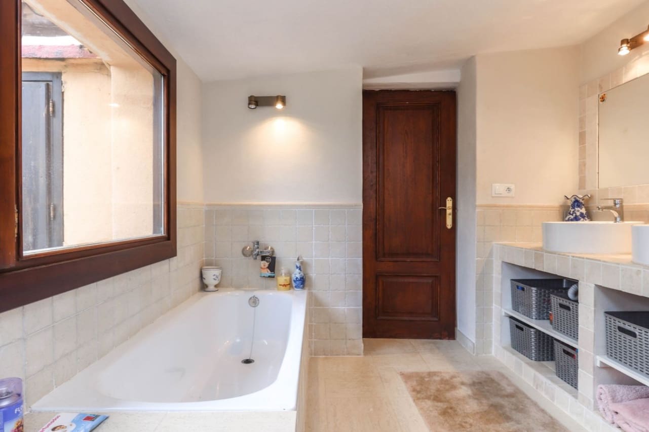 5 Zimmer Villa zu verkaufen in Monda mit Pool Garage - 899.000 € (Ref: 9616477)