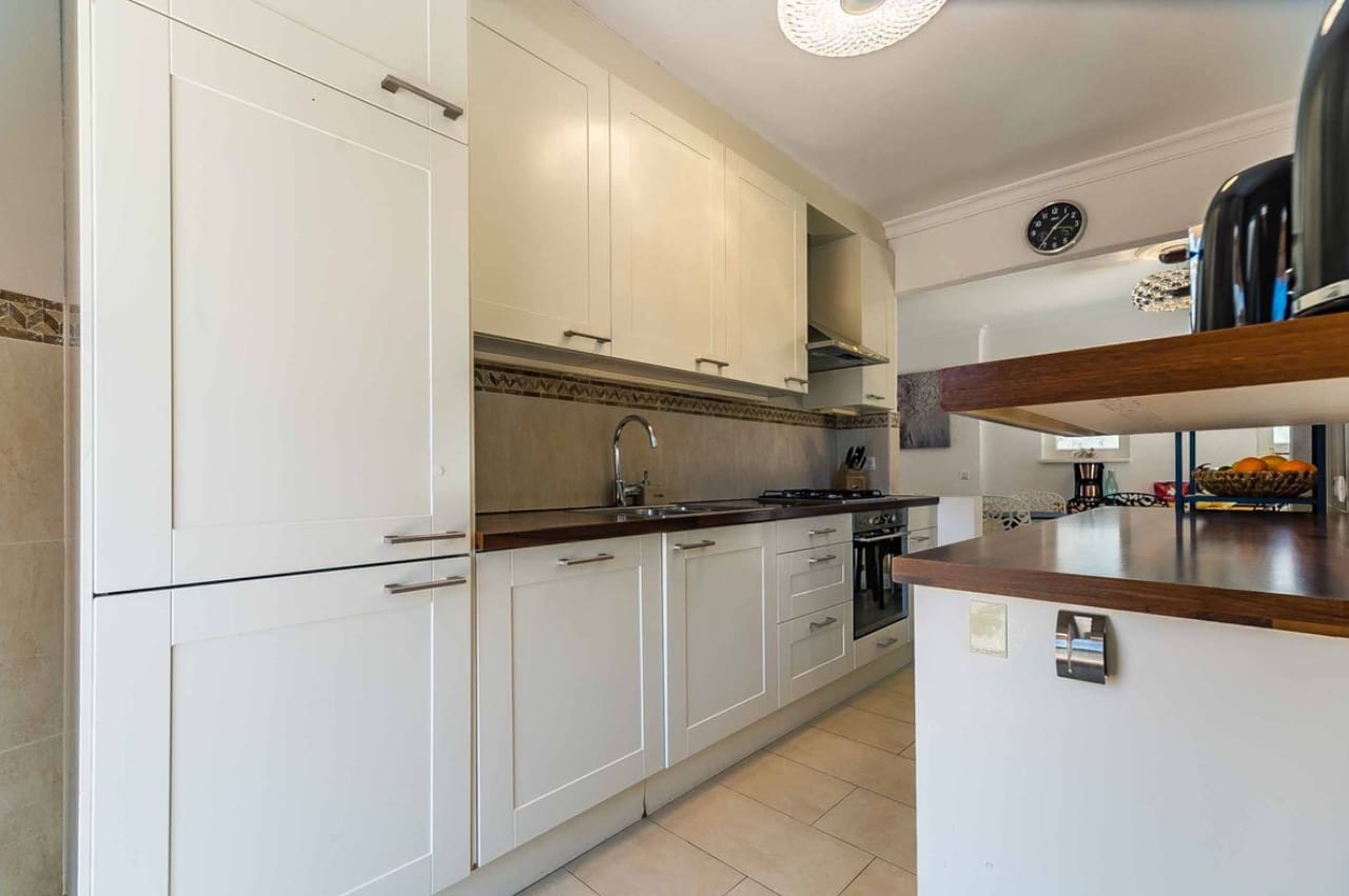 4 bedroom Villa for sale in Benalmadena with pool - € 995,000 (Ref: 9616479)