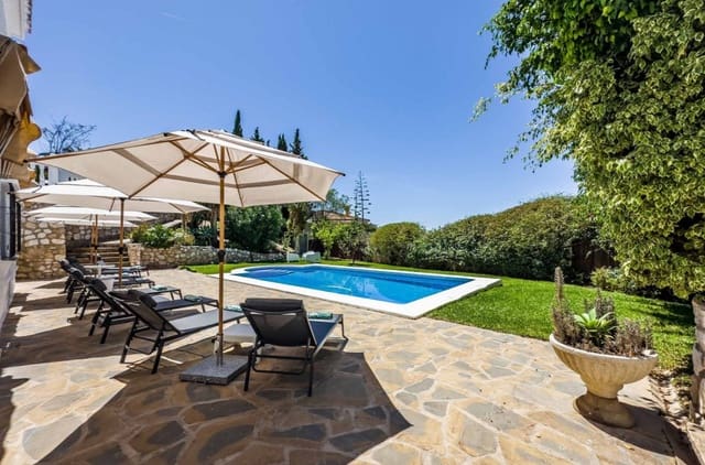 4 sypialnia Willa na sprzedaż w Benalmádena z basenem - 995 000 € (Ref: 9616479)