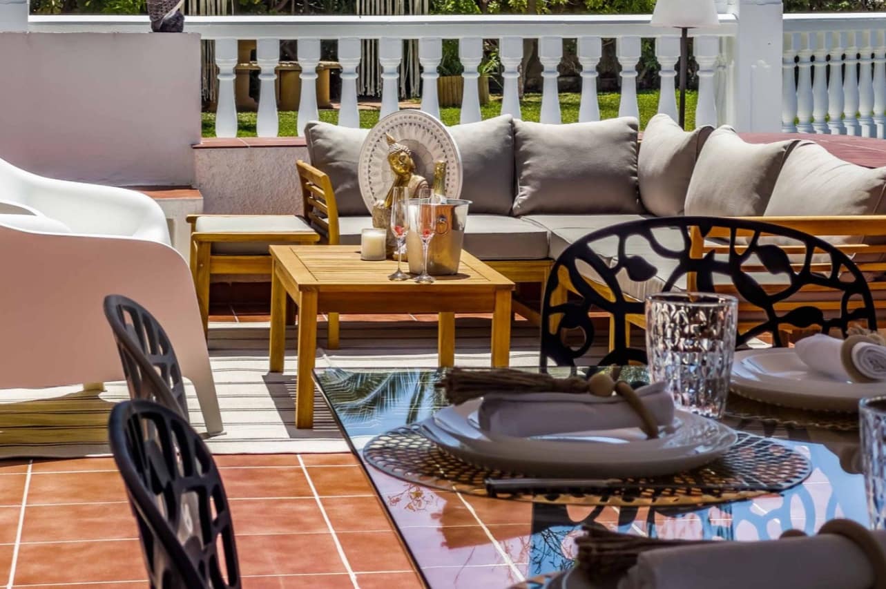 4 bedroom Villa for sale in Benalmadena with pool - € 995,000 (Ref: 9616479)