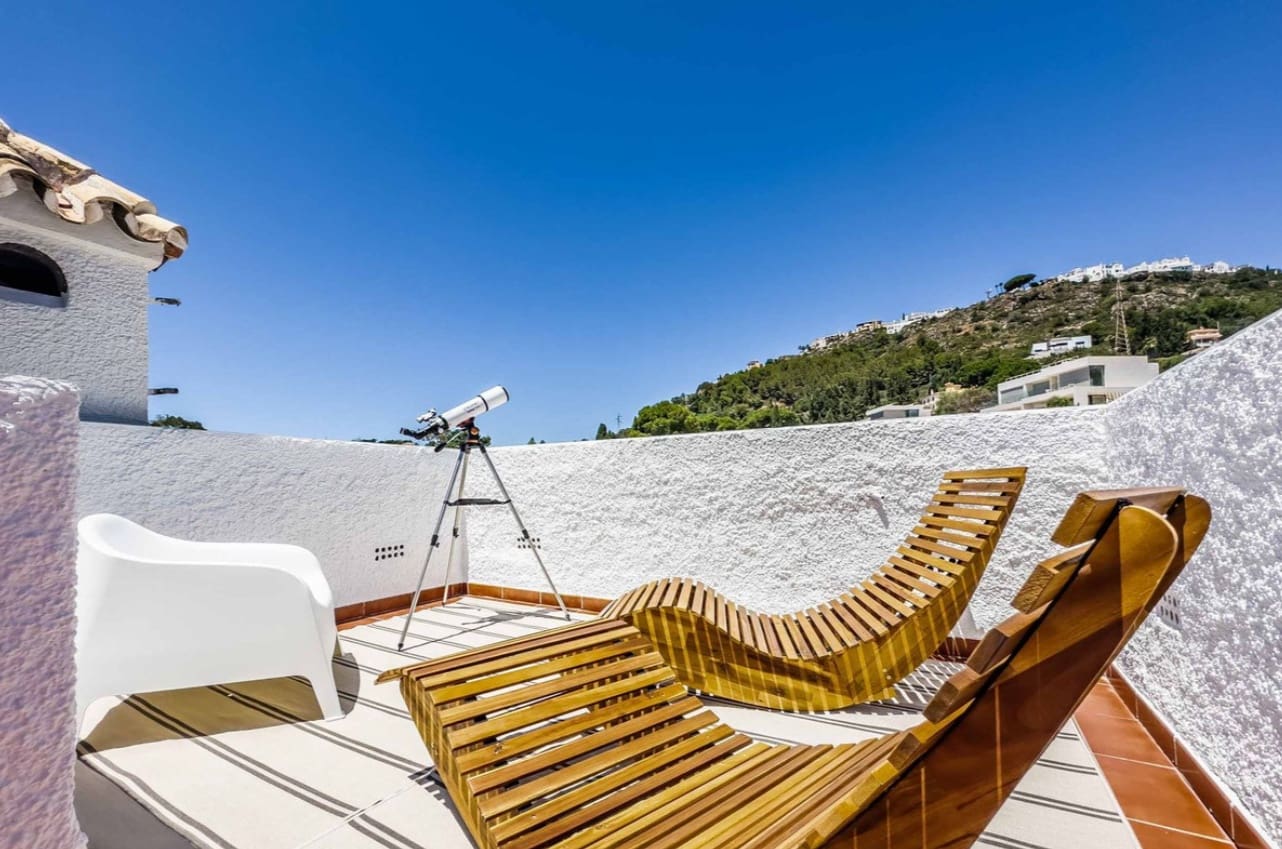 4 bedroom Villa for sale in Benalmadena with pool - € 995,000 (Ref: 9616479)