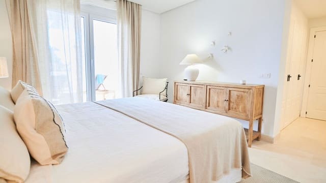 2 sypialnia Apartament na sprzedaż w Marbella z basenem garażem - 497 500 € (Ref: 9616482)