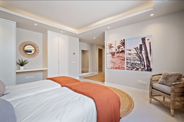 5 Zimmer Villa zu verkaufen in Estepona mit Pool Garage - 2.350.000 € (Ref: 9616483)