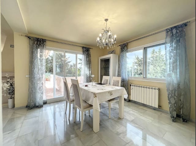 5 sypialnia Willa na sprzedaż w La Cala de Mijas, Mijas z basenem garażem - 1 200 000 € (Ref: 9616487)