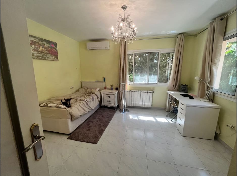 5 sypialnia Willa na sprzedaż w La Cala de Mijas z basenem garażem - 1 200 000 € (Ref: 9616487)