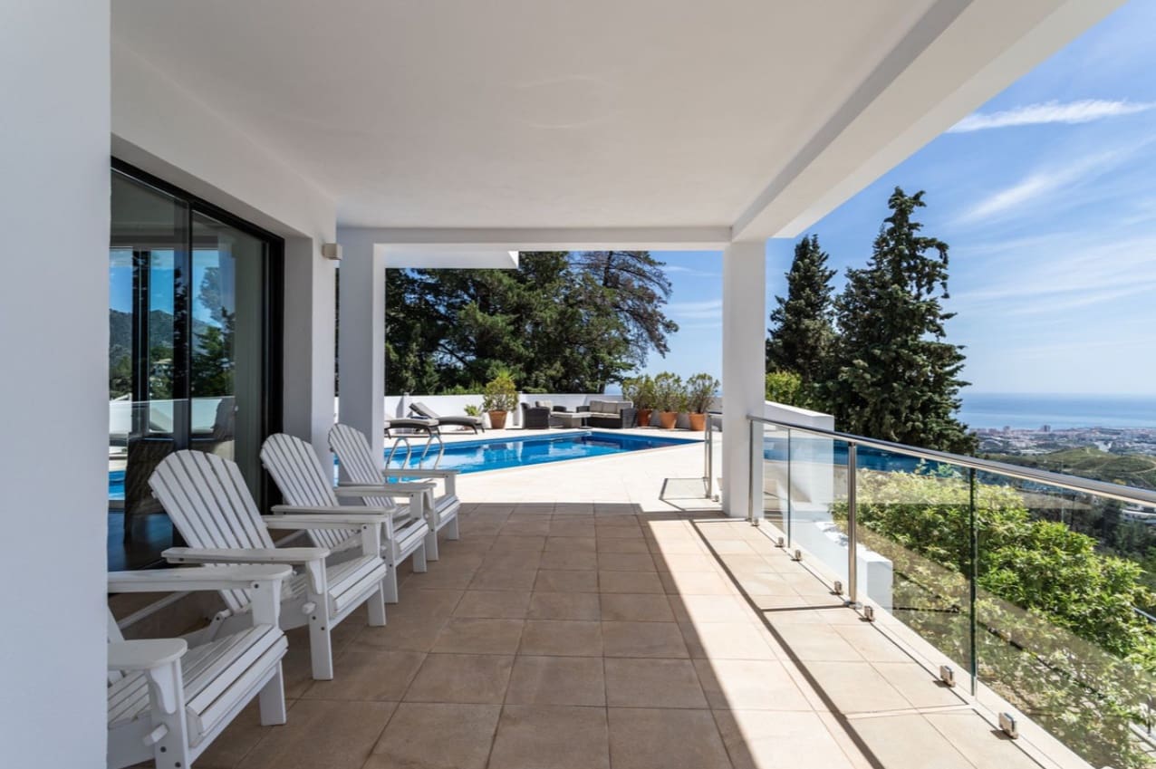 3 bedroom Villa for sale in Mijas with pool garage - € 1,445,000 (Ref: 9616498)