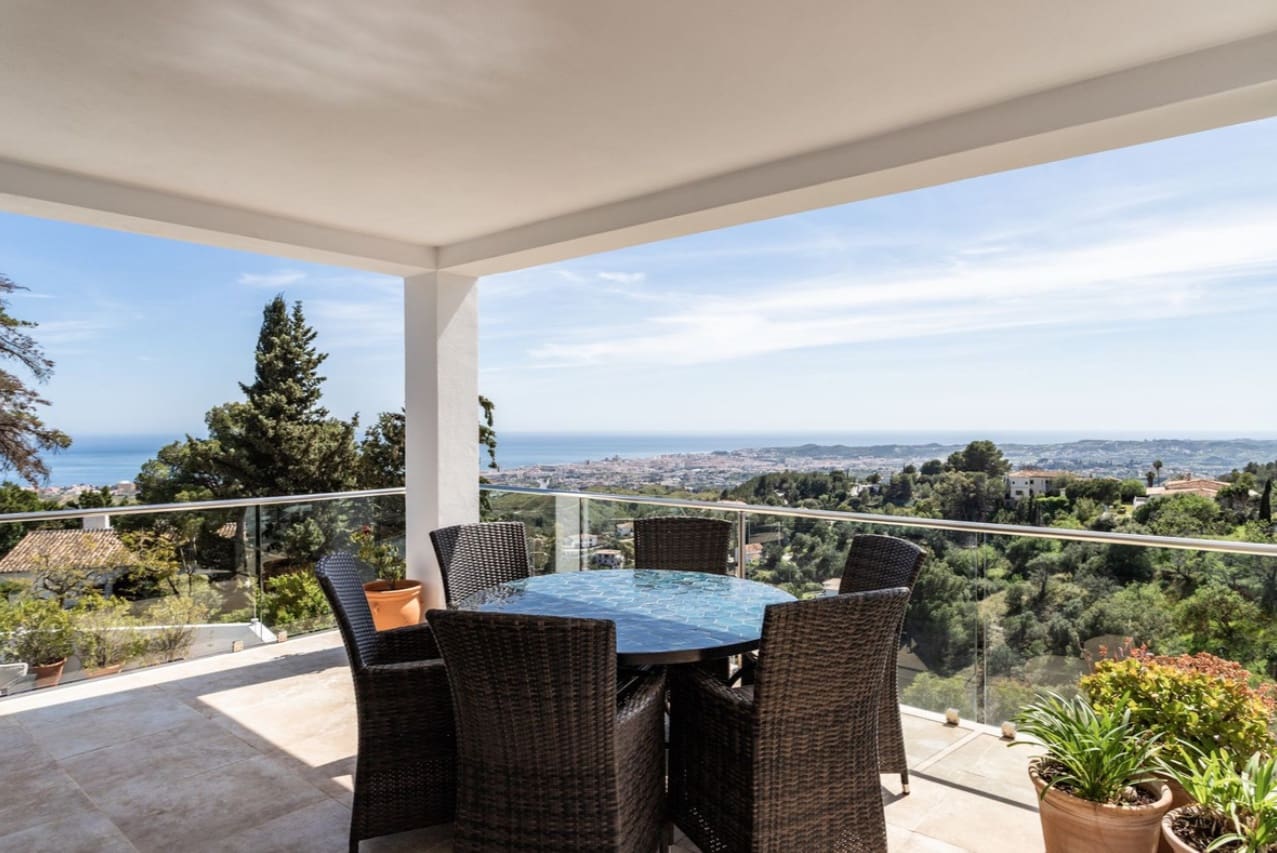 3 bedroom Villa for sale in Mijas with pool garage - € 1,445,000 (Ref: 9616498)