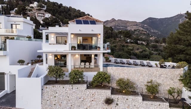 3 sovrum Villa till salu i Mijas med pool garage - 1 445 000 € (Ref: 9616498)