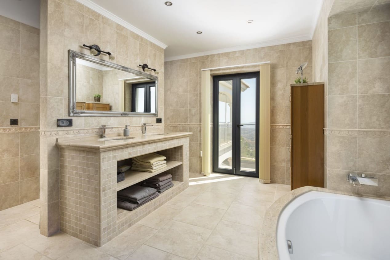 4 sypialnia Willa na sprzedaż w Mijas z basenem garażem - 2 495 000 € (Ref: 9616499)