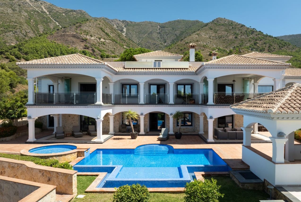 4 sypialnia Willa na sprzedaż w Mijas z basenem garażem - 2 495 000 € (Ref: 9616499)