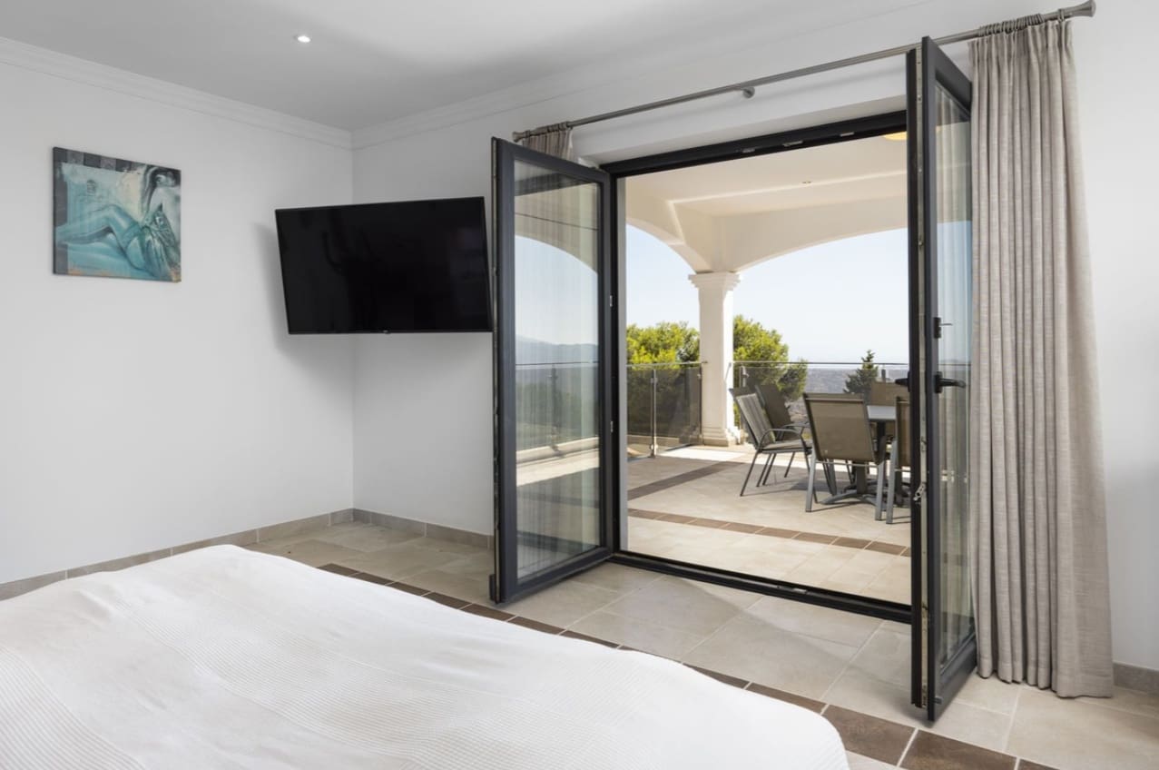 4 sypialnia Willa na sprzedaż w Mijas z basenem garażem - 2 495 000 € (Ref: 9616499)