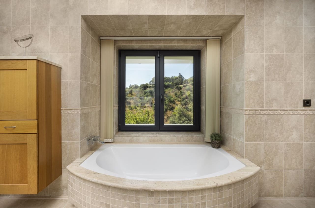 4 sypialnia Willa na sprzedaż w Mijas z basenem garażem - 2 495 000 € (Ref: 9616499)