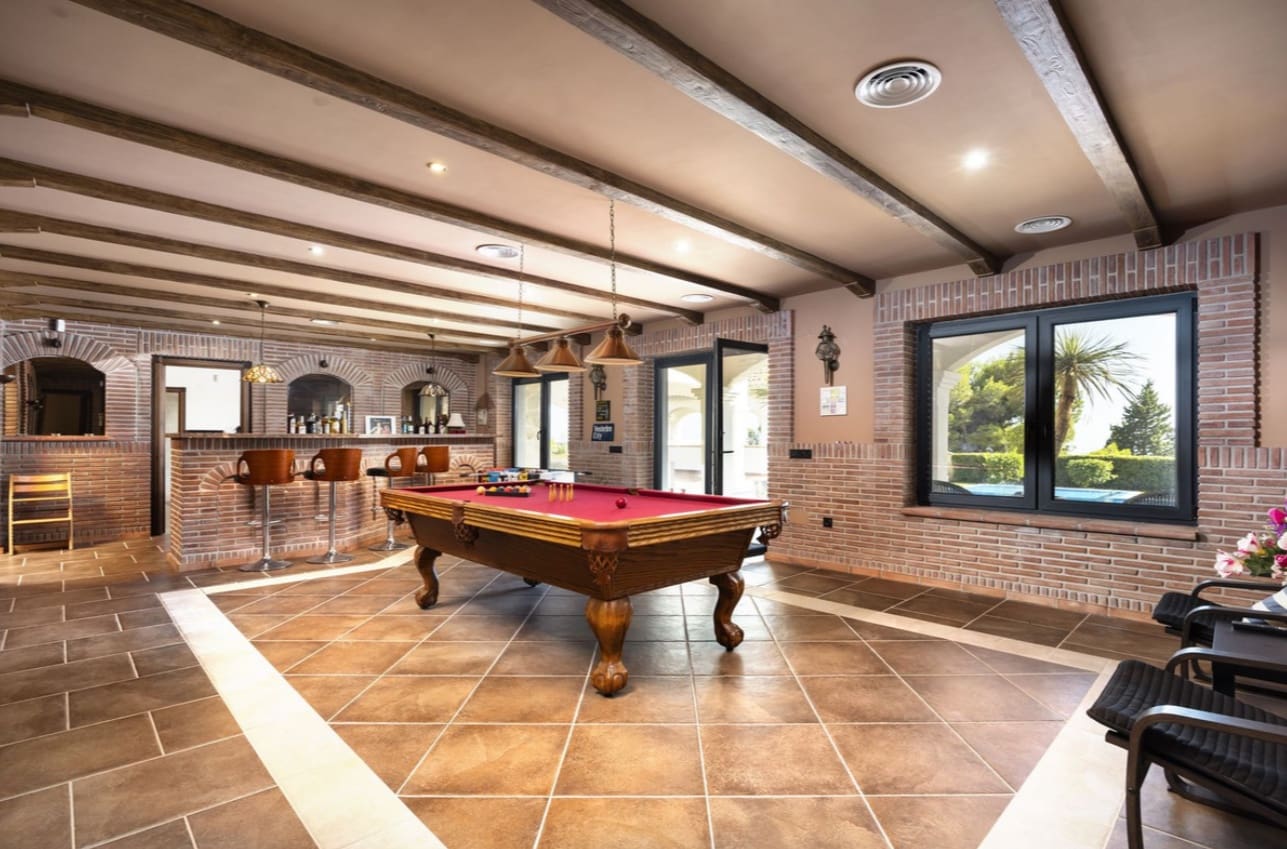 4 sypialnia Willa na sprzedaż w Mijas z basenem garażem - 2 495 000 € (Ref: 9616499)