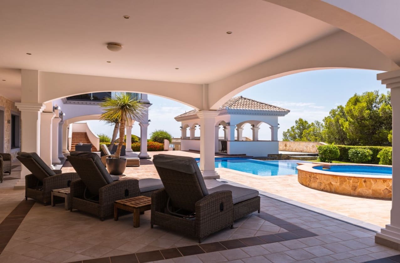 4 sypialnia Willa na sprzedaż w Mijas z basenem garażem - 2 495 000 € (Ref: 9616499)