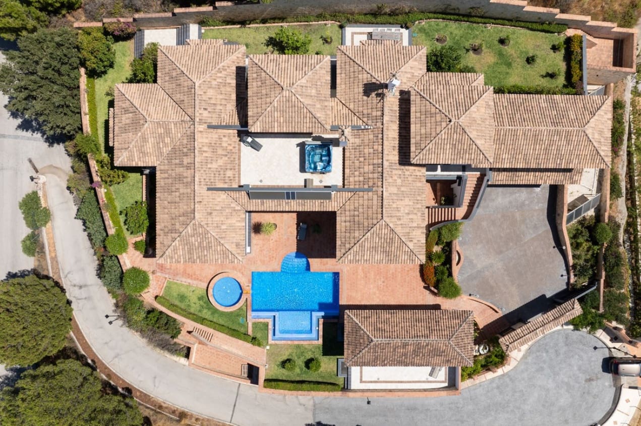 4 sypialnia Willa na sprzedaż w Mijas z basenem garażem - 2 495 000 € (Ref: 9616499)