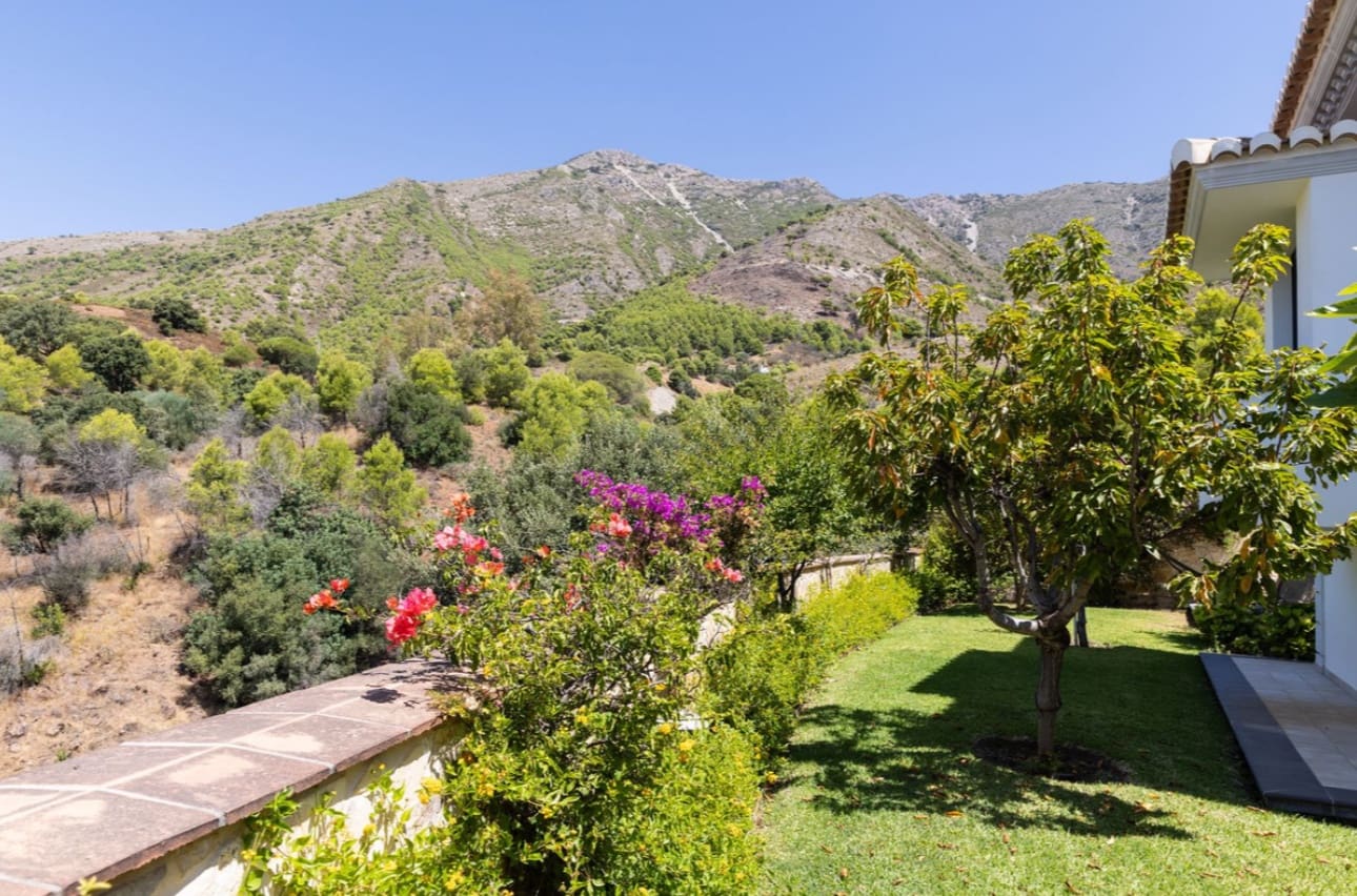 4 sypialnia Willa na sprzedaż w Mijas z basenem garażem - 2 495 000 € (Ref: 9616499)