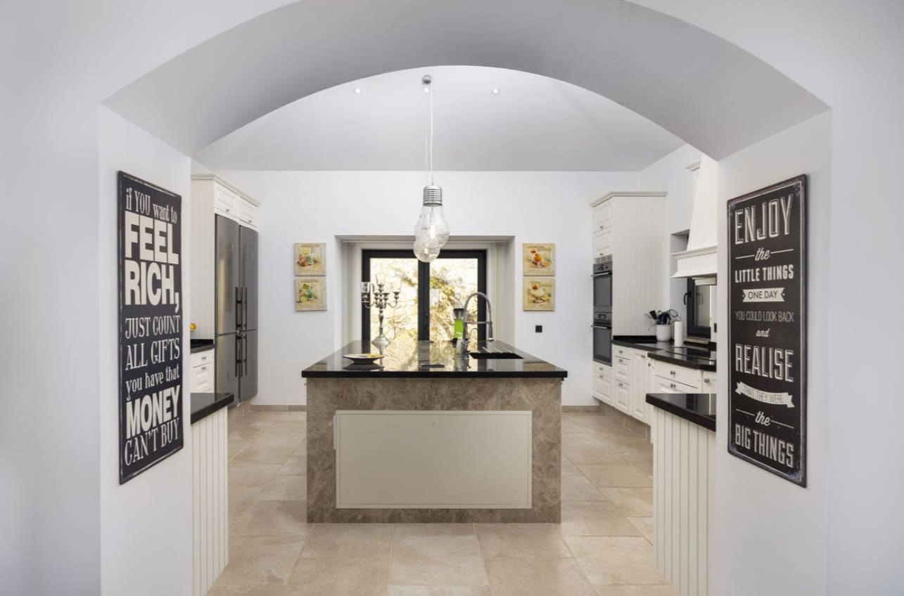 4 soveværelse Villa til salg i Mijas med swimmingpool garage - € 2.495.000 (Ref: 9616499)