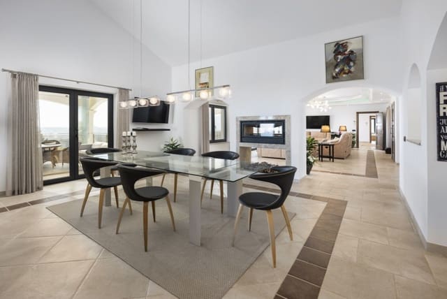 4 soverom Villa til salgs i Mijas med svømmebasseng garasje - € 2 495 000 (Ref: 9616499)
