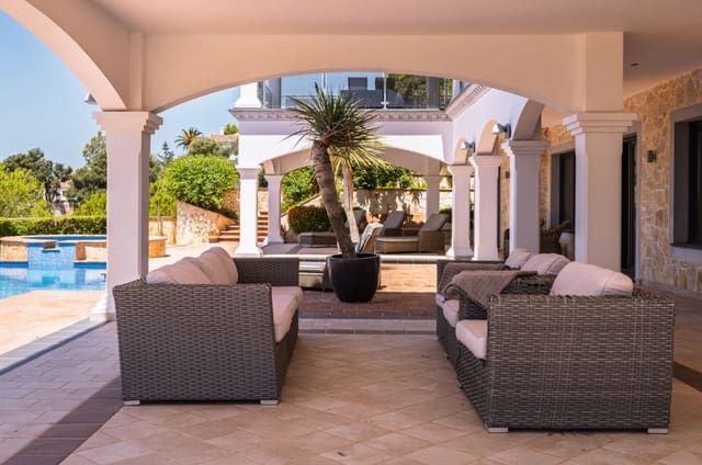 4 soverom Villa til salgs i Mijas med svømmebasseng garasje - € 2 495 000 (Ref: 9616499)