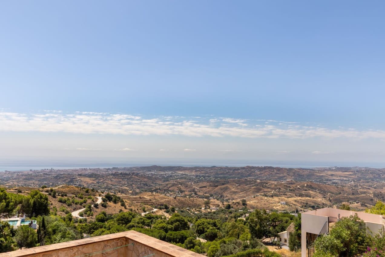 4 soveværelse Villa til salg i Mijas med swimmingpool garage - € 2.495.000 (Ref: 9616499)