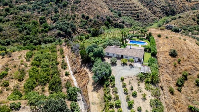 3 Zimmer Villa zu verkaufen in La Cala de Mijas, Mijas mit Pool Garage - 999.000 € (Ref: 9616500)