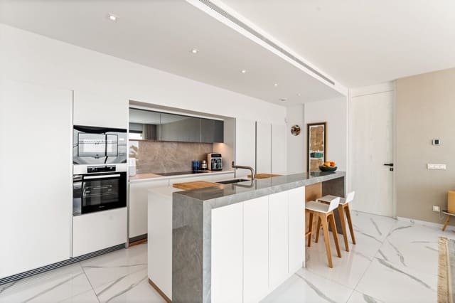 3 quarto Apartamento para venda em Marbella com piscina garagem - 2 149 000 € (Ref: 9616501)