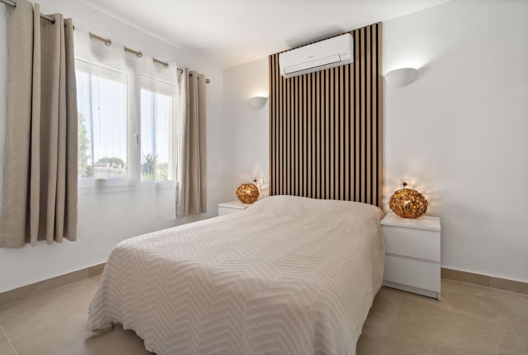 3 bedroom Villa for sale in Fuengirola with pool garage - € 1,275,000 (Ref: 9616504)