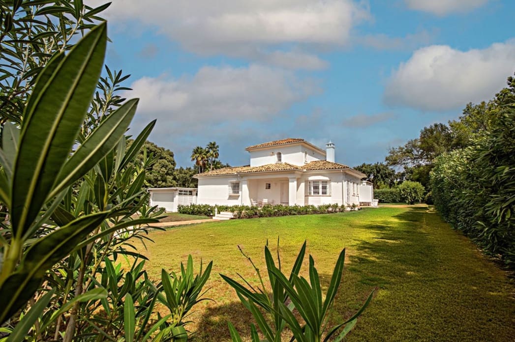 3 soveværelse Villa til salg i Sotogrande med swimmingpool garage - € 1.200.000 (Ref: 9616506)