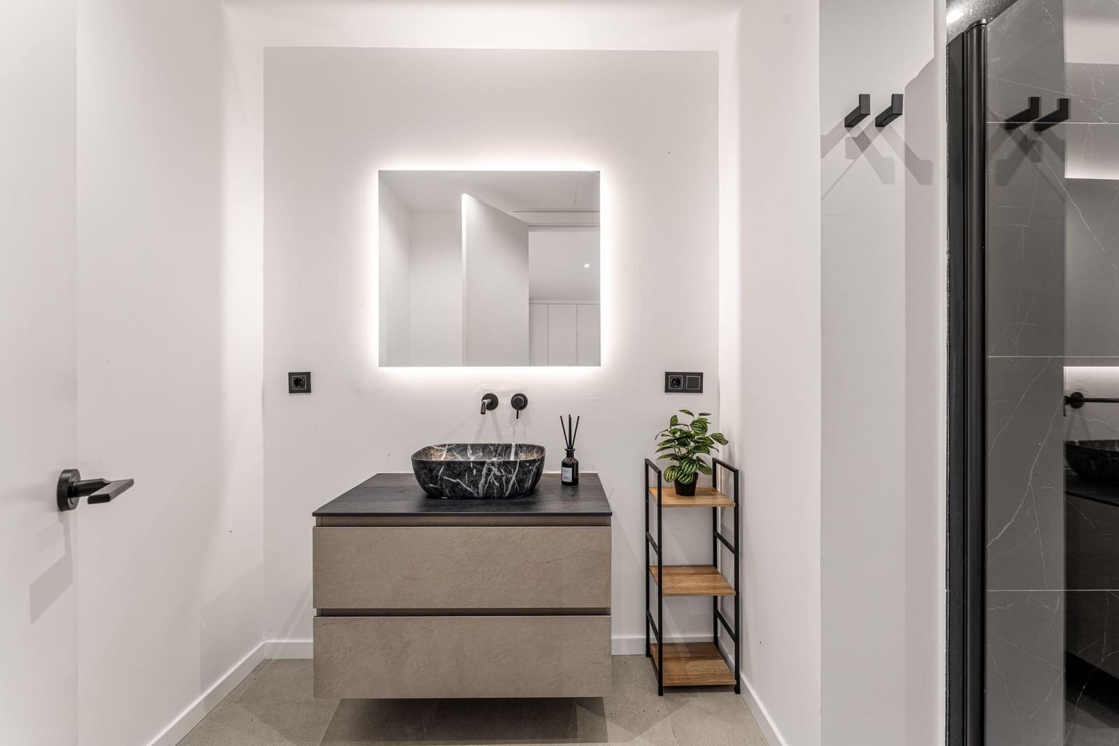 5 sovrum Villa till salu i Benahavis med pool - 1 790 000 € (Ref: 9616507)